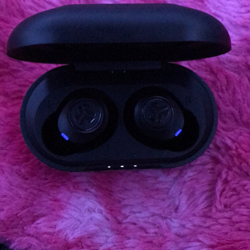 bluetooth earbuds - Picture 3 of 5